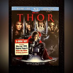 Thor (Blu-ray, 2011, With Slipcover)